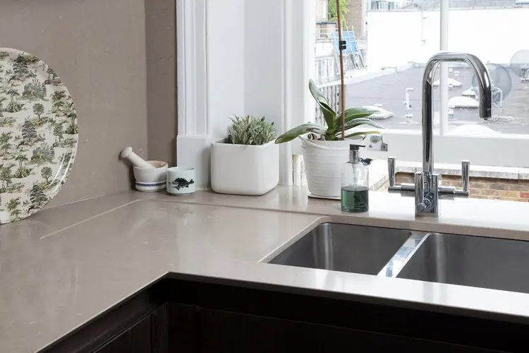 Lancaster Gate Kitchen in Lancaster Gate, W2, interior design and bespoke joinery by Studio Schubert