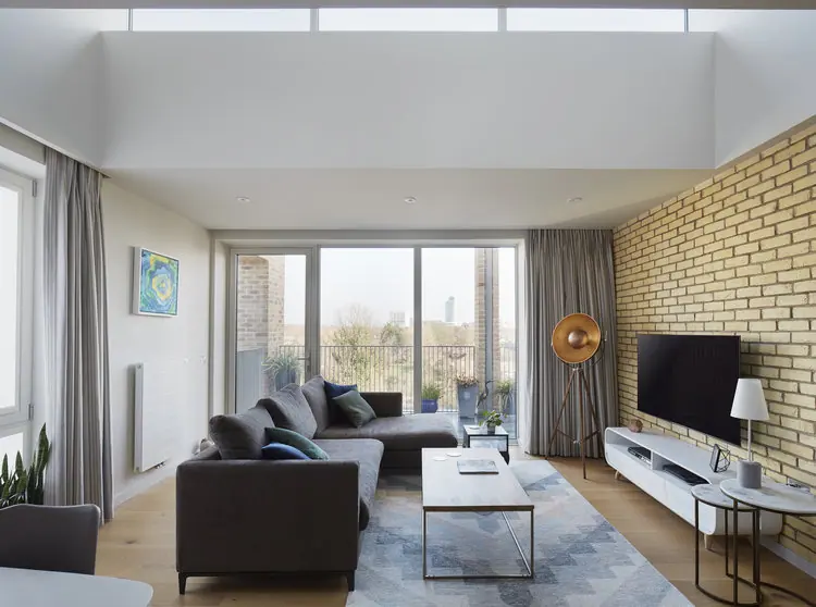 Kew Bridge Flat Refurbishment in Kew Bridge, TW8, interior design and bespoke joinery by Studio Schubert