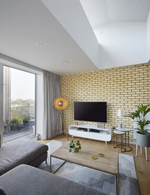 Kew Bridge Flat Refurbishment in Kew Bridge, TW8, interior design and bespoke joinery by Studio Schubert