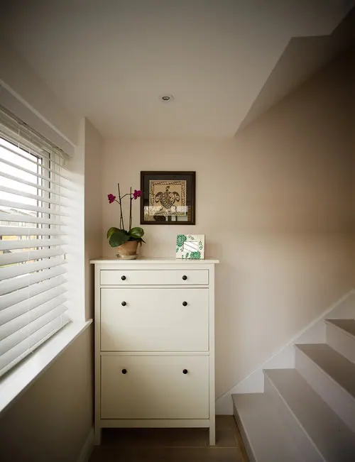 Notting Hill Apartment in Notting Hill, W11, interior design and bespoke joinery by Studio Schubert